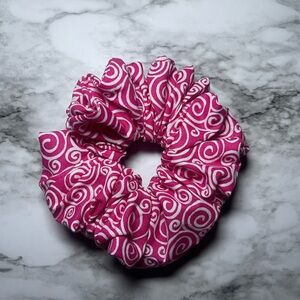 Valentine’s Day jumbo scrunchie